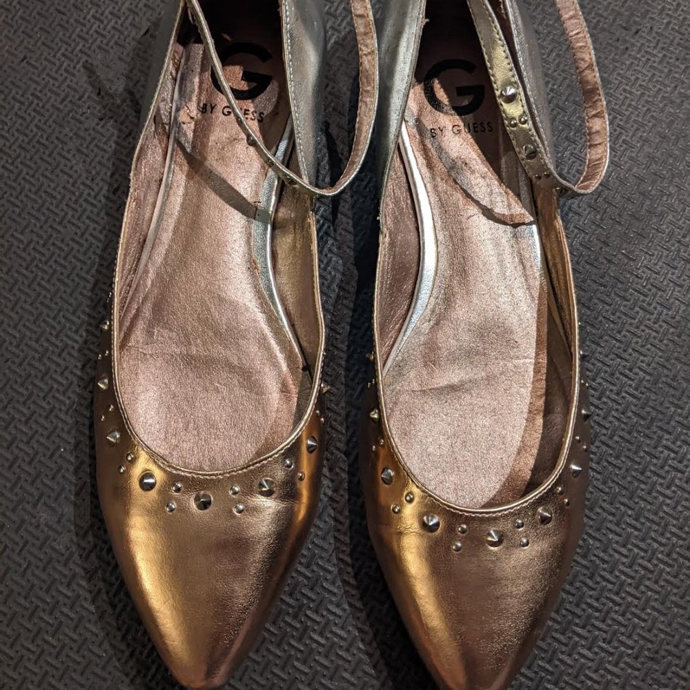 G by Guess Flats